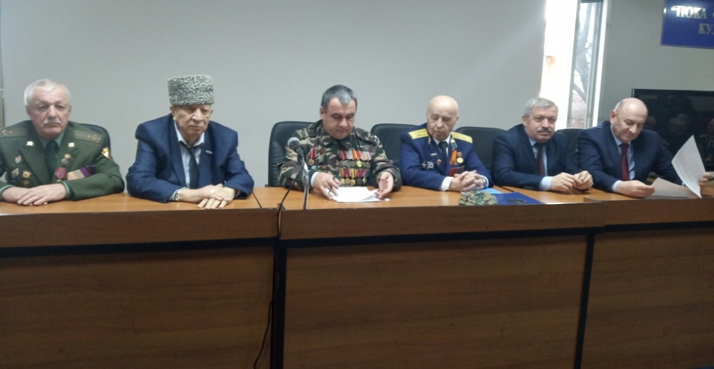 Защитники Отечества в строю